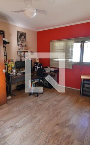 Casa à venda com 360m², 3 quartos e 4 vagasEscritório