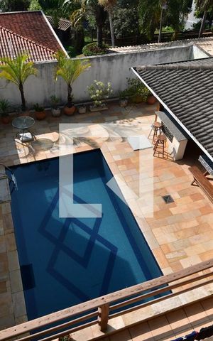 Casa à venda com 360m², 3 quartos e 4 vagasQuarto 2 - Vista