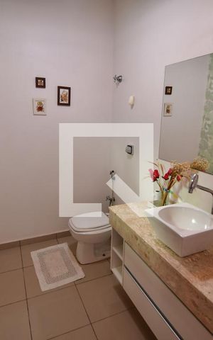 Casa à venda com 360m², 3 quartos e 4 vagasLavabo