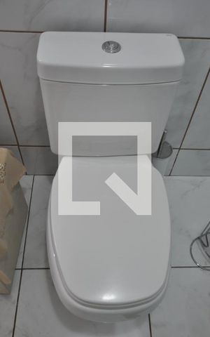 Casa à venda com 220m², 3 quartos e 2 vagasBanheiro 3