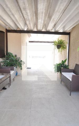 Casa à venda com 220m², 3 quartos e 2 vagasEspaço Convivência