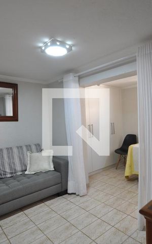 Casa à venda com 220m², 3 quartos e 2 vagasSala 2
