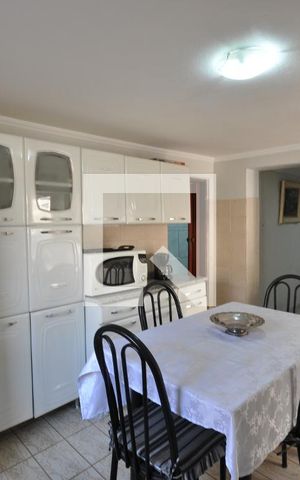 Casa à venda com 220m², 3 quartos e 2 vagasCozinha 2