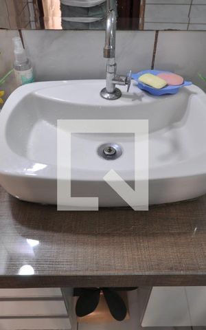 Casa à venda com 220m², 3 quartos e 2 vagasBanheiro 3