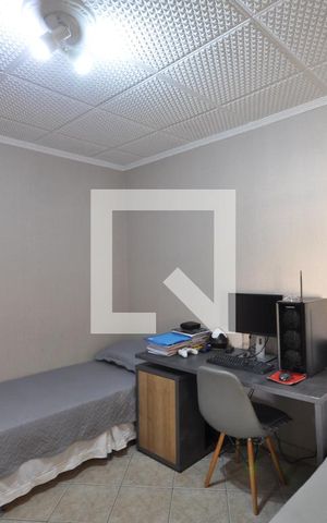 Casa à venda com 220m², 3 quartos e 2 vagasQuarto 2