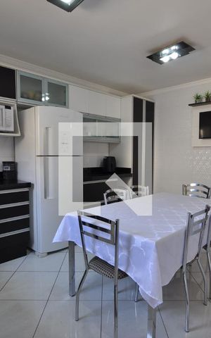 Casa à venda com 220m², 3 quartos e 2 vagasCozinha