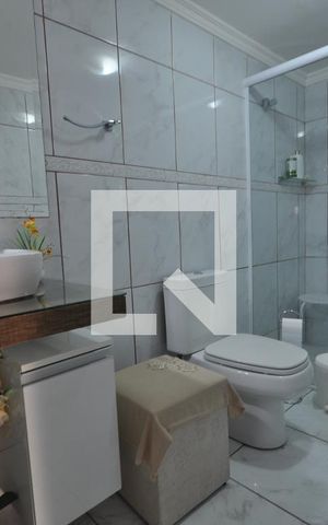 Casa à venda com 220m², 3 quartos e 2 vagasBanheiro 3