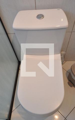 Casa à venda com 220m², 3 quartos e 2 vagasBanheiro
