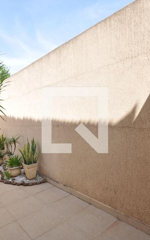 Casa à venda com 220m², 3 quartos e 2 vagasQuintal