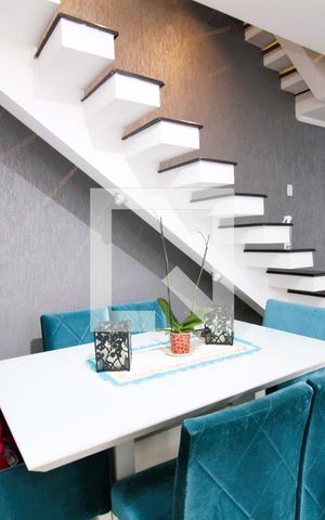 Casa à venda com 190m², 3 quartos e 2 vagasSala