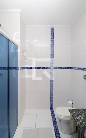 Casa à venda com 190m², 3 quartos e 2 vagasBanheiro da Suíte
