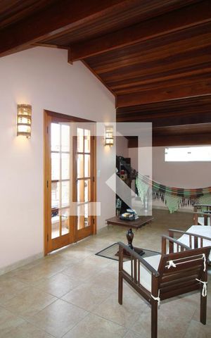 Casa à venda com 190m², 3 quartos e 2 vagasTerraço