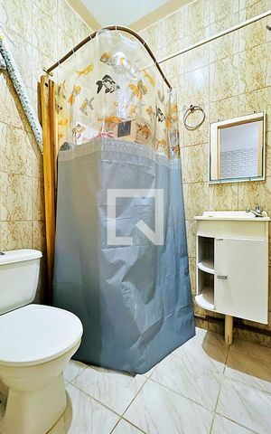 Casa à venda com 200m², 4 quartos e 2 vagasBanheiro 3 Edícula