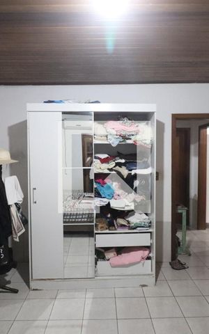 Casa à venda com 180m², 4 quartos e 2 vagas Casa à venda com 180m², 4 quartos e 2 vagasQuarto 1