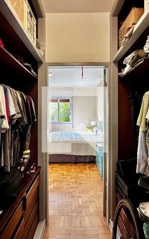 Casa à venda com 231m², 3 quartos e 4 vagas Casa à venda com 231m², 3 quartos e 4 vagasCloset Suíte