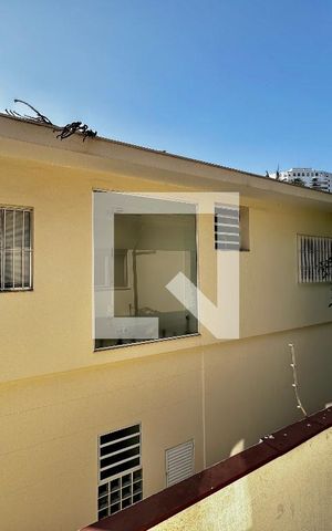 Casa à venda com 231m², 3 quartos e 4 vagas Casa à venda com 231m², 3 quartos e 4 vagasVista Quarto 3