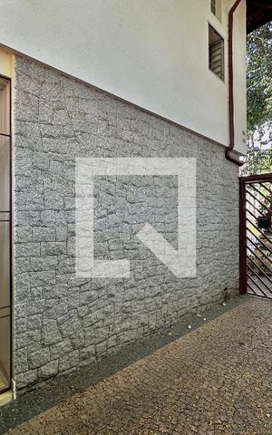 Casa à venda com 231m², 3 quartos e 4 vagas Casa à venda com 231m², 3 quartos e 4 vagasGaragem
