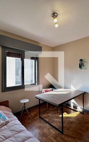 Casa à venda com 231m², 3 quartos e 4 vagas Casa à venda com 231m², 3 quartos e 4 vagasQuarto 3