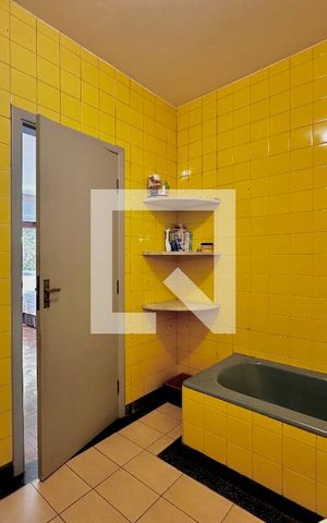 Casa à venda com 231m², 3 quartos e 4 vagas Casa à venda com 231m², 3 quartos e 4 vagasBanheiro Suíte