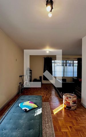 Casa à venda com 231m², 3 quartos e 4 vagas Casa à venda com 231m², 3 quartos e 4 vagasSala