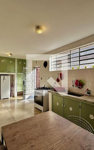 Casa à venda com 231m², 3 quartos e 4 vagas Casa à venda com 231m², 3 quartos e 4 vagasCozinha