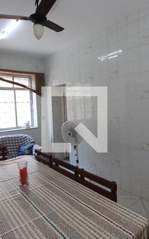 Casa à venda com 150m², 4 quartos e 4 vagasCopa