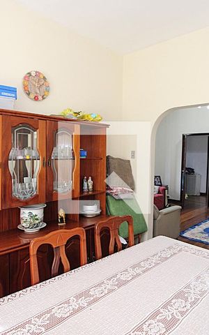 Casa à venda com 150m², 4 quartos e 4 vagasSala 2