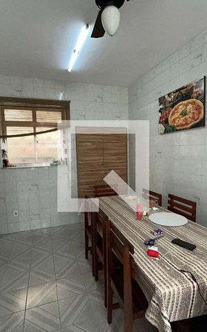 Casa à venda com 150m², 4 quartos e 4 vagasCopa