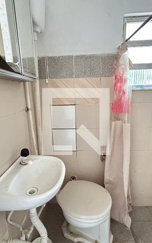 Casa à venda com 150m², 4 quartos e 4 vagasBanheiro de Serviço