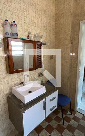 Casa à venda com 150m², 4 quartos e 4 vagasBanheiro