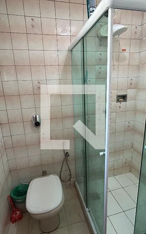 Casa à venda com 150m², 4 quartos e 4 vagasBanheiro da Suíte 2