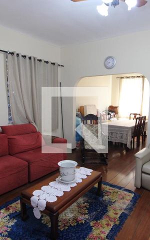Casa à venda com 150m², 4 quartos e 4 vagasSala 1
