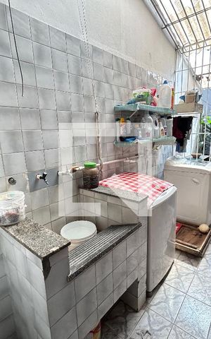 Casa à venda com 150m², 4 quartos e 4 vagasÁrea de Serviço
