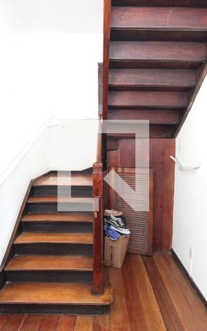 Casa à venda com 150m², 4 quartos e 4 vagasEsacada