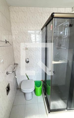 Casa à venda com 150m², 4 quartos e 4 vagasBanheiro da Suíte 1
