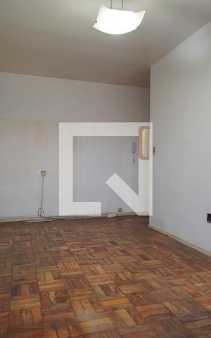 Apartamento à venda com 70m², 2 quartos e sem vagaSala