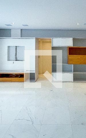 Apartamento à venda com 112m², 2 quartos e 3 vagas Apartamento à venda com 112m², 2 quartos e 3 vagasSala