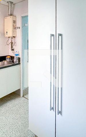 Apartamento à venda com 112m², 2 quartos e 3 vagas Apartamento à venda com 112m², 2 quartos e 3 vagasLavanderia