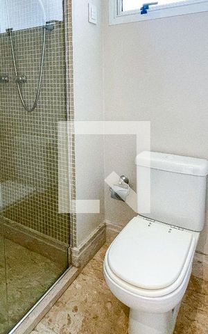Apartamento à venda com 112m², 2 quartos e 3 vagas Apartamento à venda com 112m², 2 quartos e 3 vagasBanheiro da Suíte 1