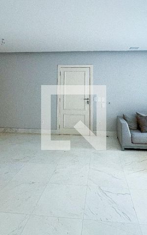 Apartamento à venda com 112m², 2 quartos e 3 vagas Apartamento à venda com 112m², 2 quartos e 3 vagasSala