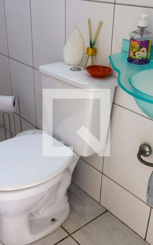 Casa à venda com 198m², 4 quartos e 4 vagas Casa à venda com 198m², 4 quartos e 4 vagasLavabo