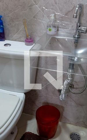 Casa à venda com 217m², 3 quartos e 2 vagas Casa à venda com 217m², 3 quartos e 2 vagasLavabo