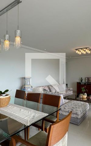 Apartamento à venda com 196m², 4 quartos e 3 vagasSala