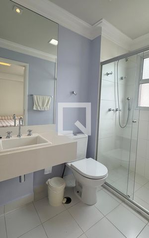 Apartamento à venda com 196m², 4 quartos e 3 vagasBanheiro da Suíte 3