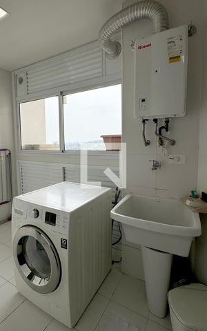 Apartamento à venda com 196m², 4 quartos e 3 vagasÁrea de Serviço