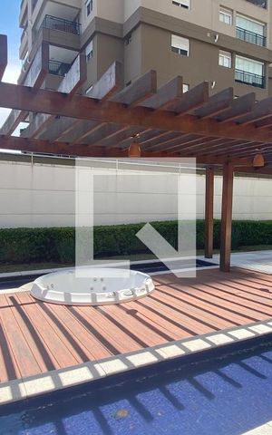 Apartamento à venda com 196m², 4 quartos e 3 vagasPiscina