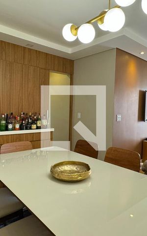 Apartamento à venda com 95m², 2 quartos e 1 vagaSala de Jantar