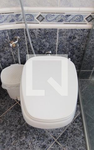 Apartamento à venda com 300m², 5 quartos e 4 vagasBanheiro da Suíte 2