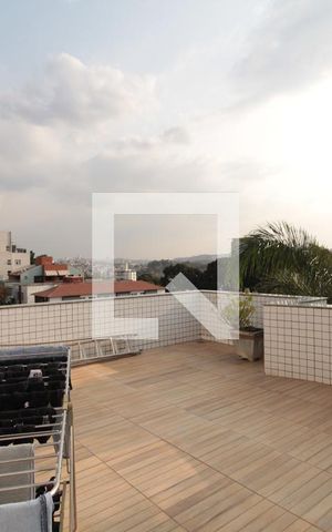 Apartamento à venda com 300m², 5 quartos e 4 vagasCobertura