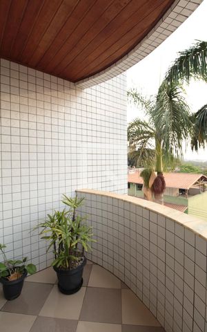 Apartamento à venda com 300m², 5 quartos e 4 vagasVaranda da Sala